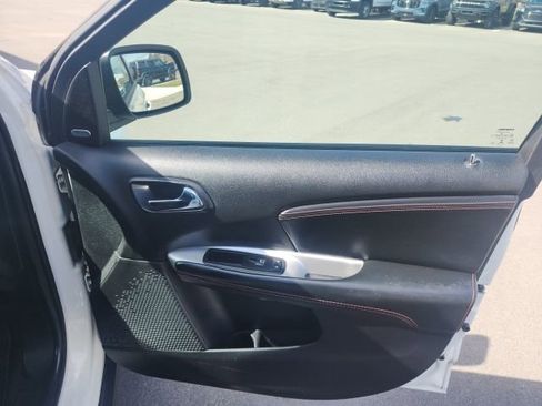 Used 2018 Dodge Journey GT w/ Blacktop Package image 10