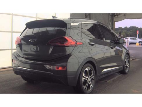 Used 2020 Chevrolet Bolt Premier w/ Infotainment Package FWD image 3