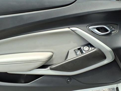 Used 2023 Chevrolet Camaro LT RWD image 18