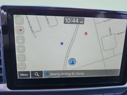 Used 2023 Hyundai Venue Limited FWD image 20