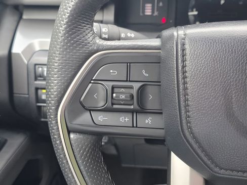 Used 2024 Toyota Tacoma SR5 AWD/4WD image 16