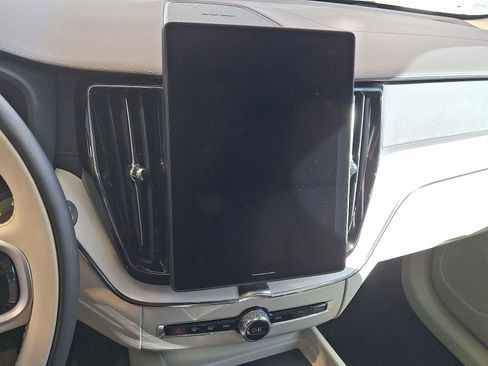 Certified 2026 Volvo XC60 B5 Ultra w/ Protection Package Premier image 14