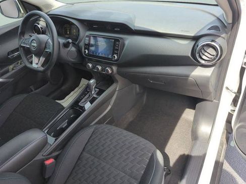 Certified 2023 Nissan Kicks SV FWD image 18