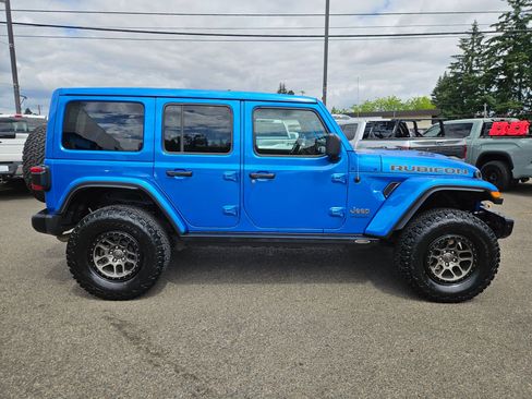 Used 2021 Jeep Wrangler Unlimited Rubicon w/ Xtreme Recon 35" Tire Package AWD/4WD image 6