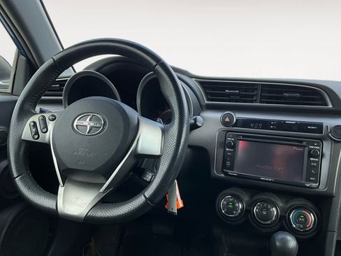 Used 2015 Scion tC FWD image 12