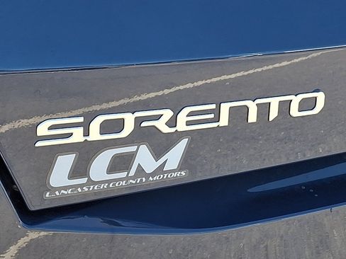 Used 2025 Kia Sorento S w/ Panoramic Sunroof Package AWD/4WD image 32