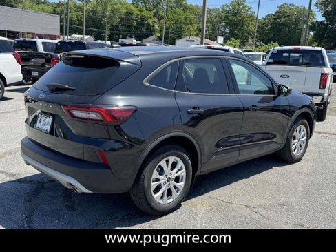 Used 2025 Ford Escape Active w/ Tech Pack #1 FWD image 7