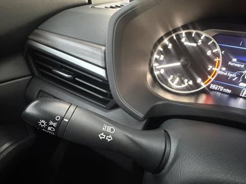 Used 2025 Nissan Altima 2.5 SV FWD image 25