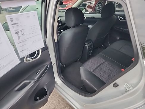 Used 2019 Nissan Sentra SV FWD image 29
