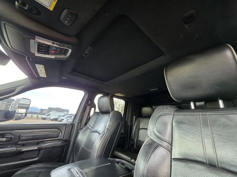 Used 2019 RAM 2500 Limited image 17