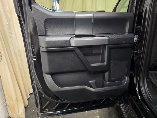 Used 2019 Ford F150 XLT w/ Equipment Group 302A Luxury AWD/4WD image 29