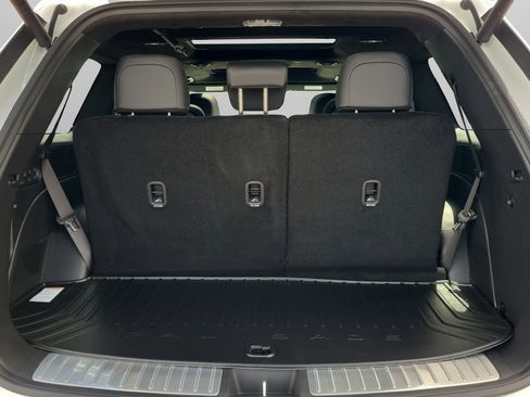 New 2026 Hyundai Palisade Calligraphy image 8