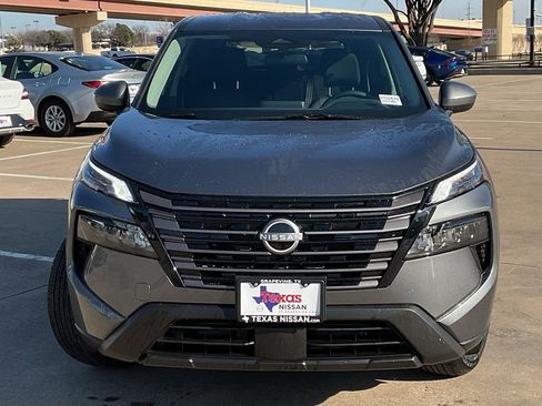 New 2026 Nissan Rogue SV image 3