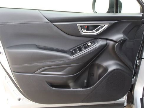 Used 2020 Subaru Forester Premium image 13