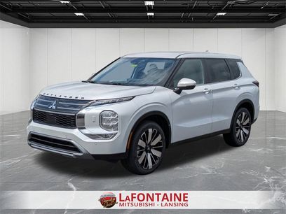 New 2025 Mitsubishi Outlander SE