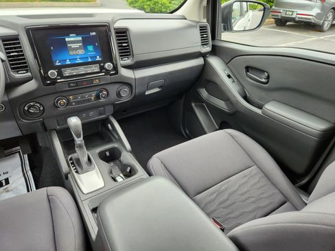 Used 2024 Nissan Frontier S AWD/4WD image 13