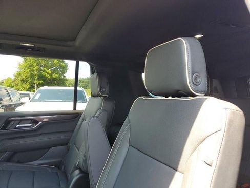 New 2026 GMC Yukon XL Elevation RWD image 16