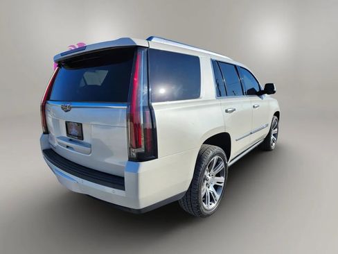 Used 2015 Cadillac Escalade Premium image 5