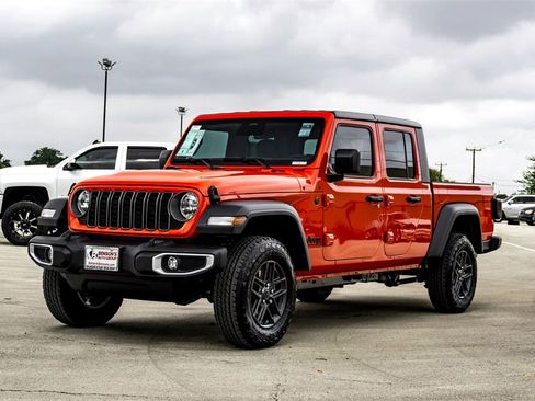 New 2026 Jeep Gladiator Sport image 6