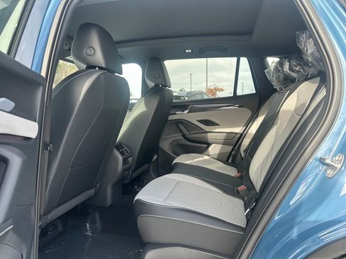 New 2026 Volkswagen Tiguan SE R-Line image 14