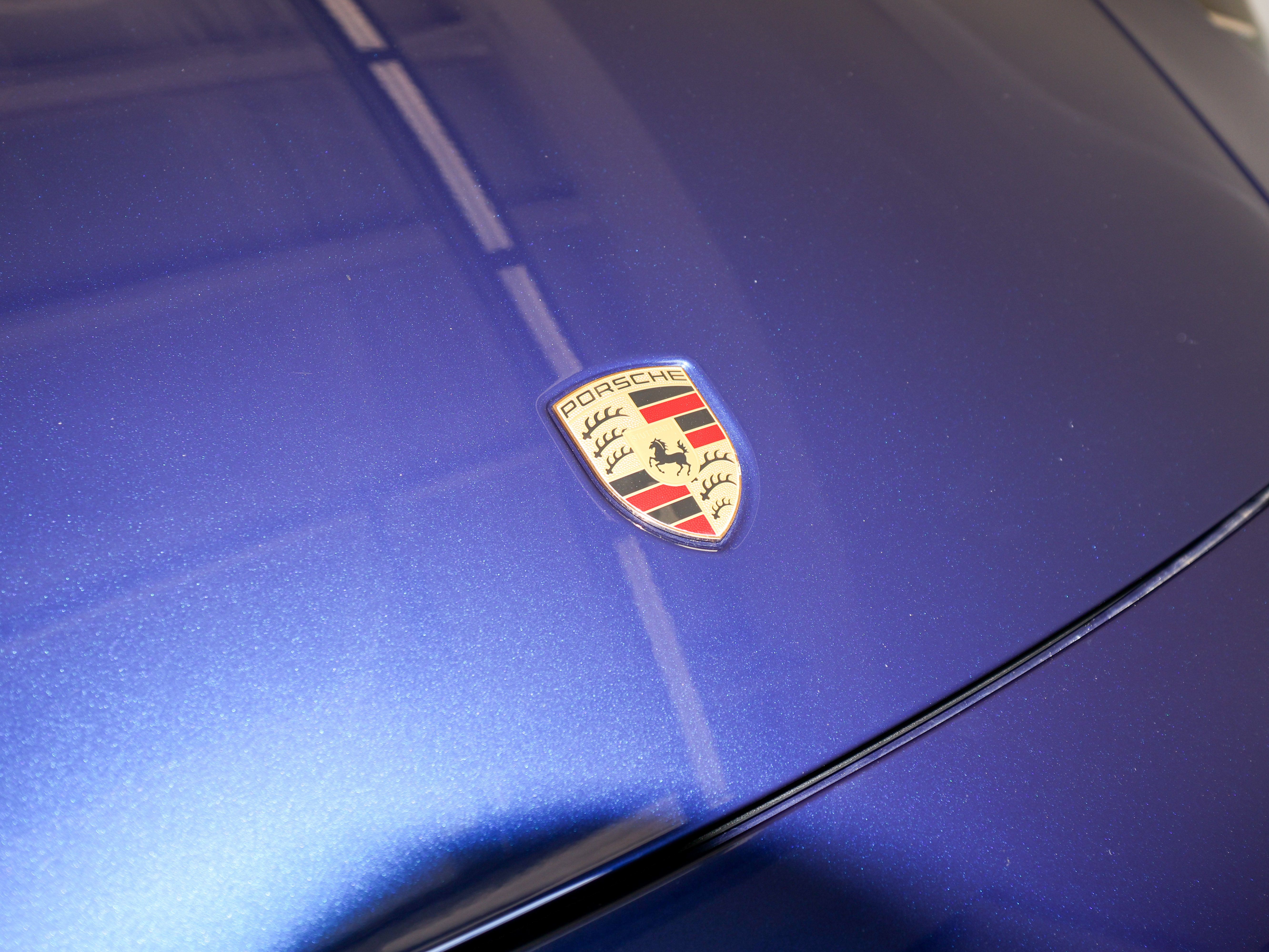 Used 2024 Porsche 911 Carrera 4S AWD/4WD image 43