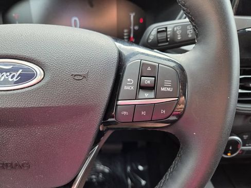Used 2023 Ford Escape Active AWD/4WD image 31