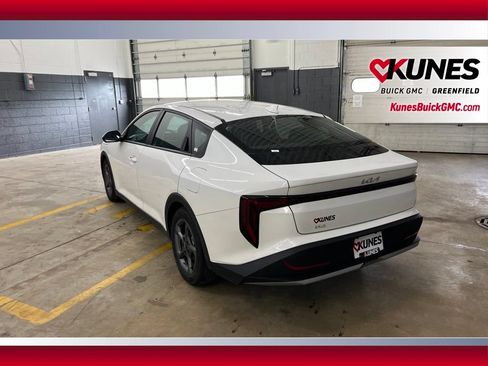 Used 2025 Kia K4 FWD image 9