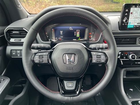 New 2025 Honda Pilot Black Edition image 21