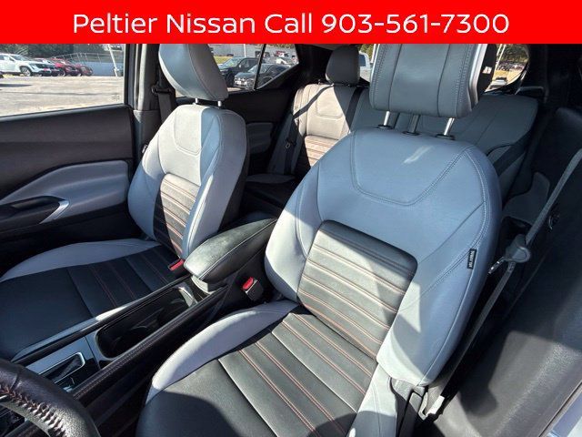 Certified 2024 Nissan Kicks SR w/ SR Premium Package FWD image 17