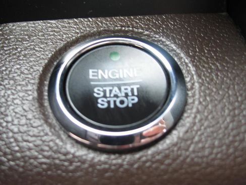 Used 2019 Ford F150 King Ranch w/ Equipment Group 601A Luxury AWD/4WD image 54