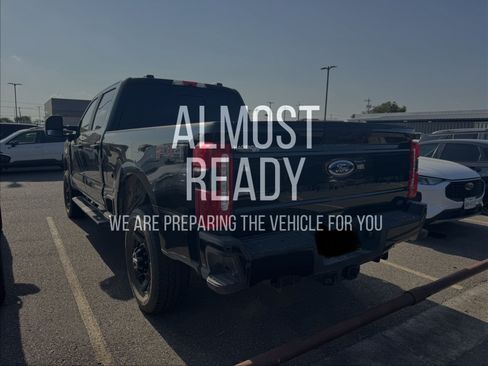 Used 2024 Ford F250 XL w/ STX Appearance Package AWD/4WD image 3