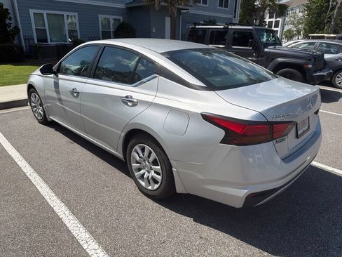 Used 2021 Nissan Altima 2.5 S w/ Driver Assist Package FWD image 6