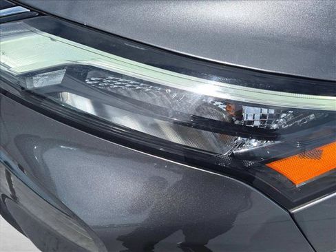 Certified 2021 Nissan Rogue S FWD image 9