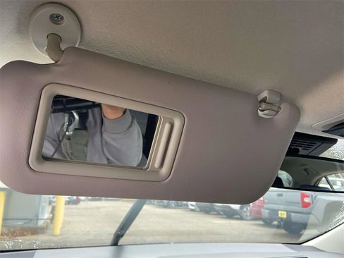 Used 2023 Toyota Corolla LE image 27