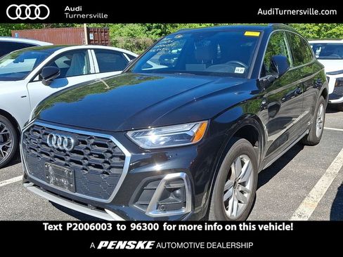 Used 2023 Audi Q5 2.0T Premium w/ Convenience Package AWD/4WD image 1