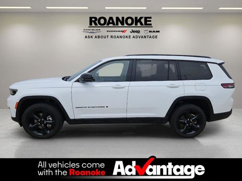 Used 2024 Jeep Grand Cherokee L Limited w/ Luxury Tech Group II AWD/4WD image 13