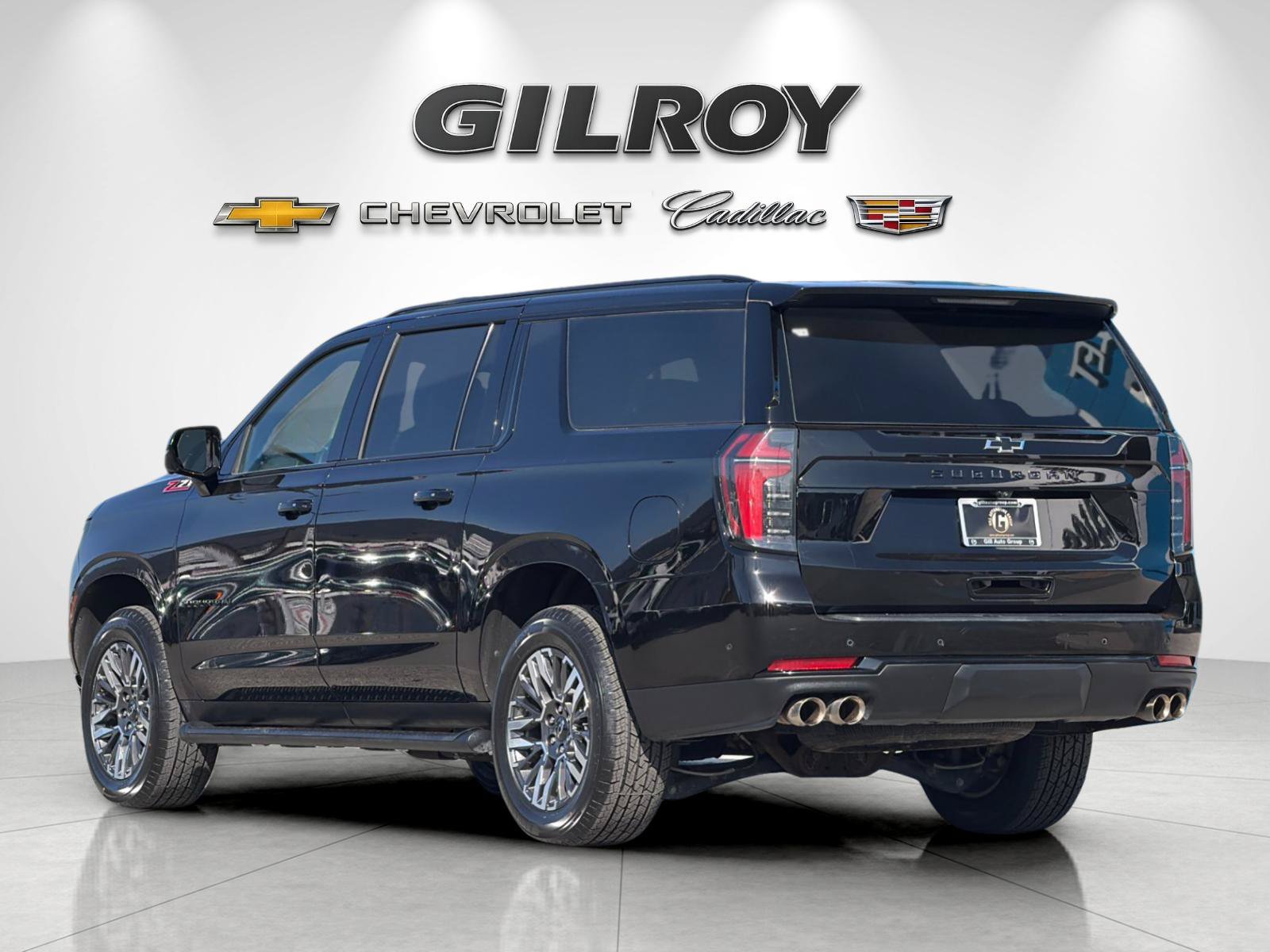 Used 2025 Chevrolet Suburban Z71 AWD/4WD image 5