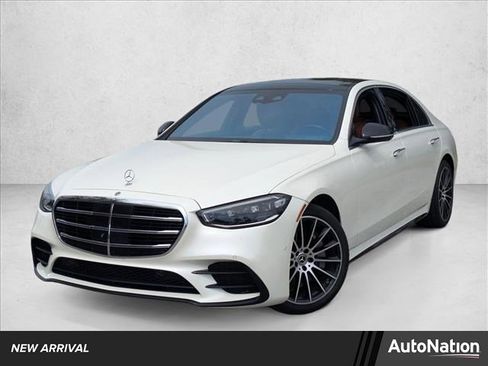 Certified 2021 Mercedes-Benz S 580 4MATIC Sedan w/ AMG Line image 1