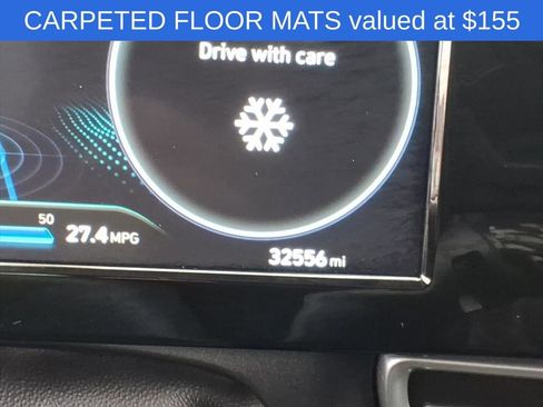 Used 2021 Hyundai Elantra SEL w/ Convenience Package image 7