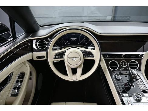 Certified 2023 Bentley Continental GT V8 AWD/4WD image 18