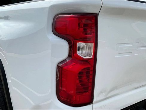 Used 2022 Chevrolet Silverado 2500 LT w/ Convenience Package AWD/4WD image 33