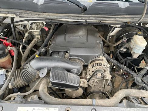 Used 2013 Chevrolet Silverado 1500 W/T image 9