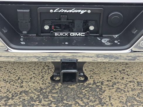 New 2025 GMC Sierra 2500 SLT w/ SLT Premium Package image 24