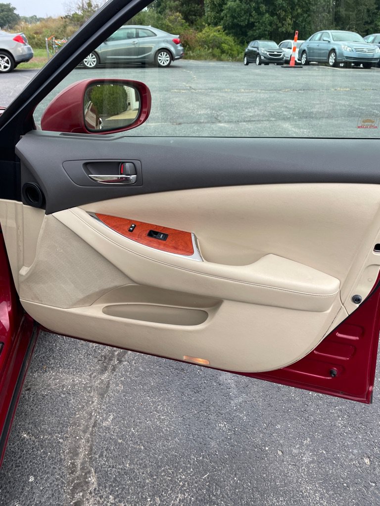 Used 2010 Lexus ES 350 w/ Preferred Accessory Package FWD image 23