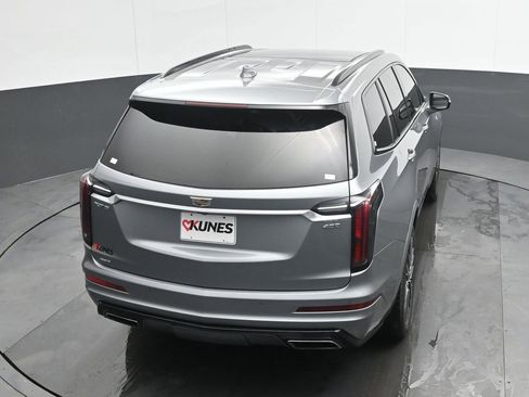 Used 2023 Cadillac XT6 Sport image 37