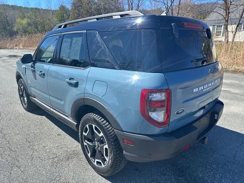 Used 2022 Ford Bronco Sport Outer Banks w/ Tech Package AWD/4WD image 3