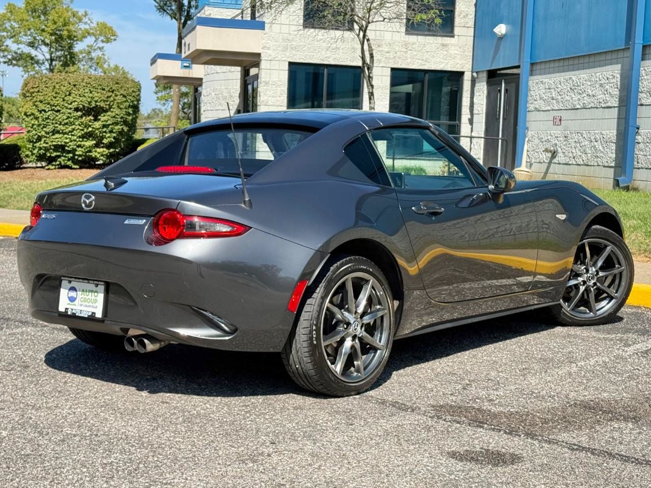 Used 2017 MAZDA MX-5 Miata RF Grand Touring RWD image 5