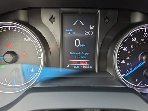 Certified 2022 Toyota Venza LE image 13