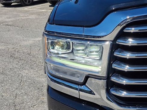 Used 2022 RAM 2500 Limited AWD/4WD image 31