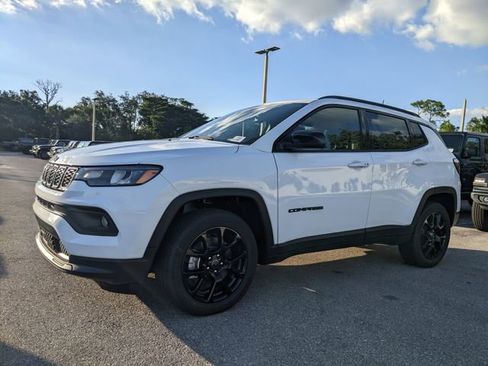 New 2026 Jeep Compass Latitude AWD/4WD image 6
